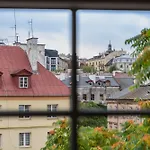 Easy Rent- Furmanska Old Town, 24h Check-in Lägenhet *