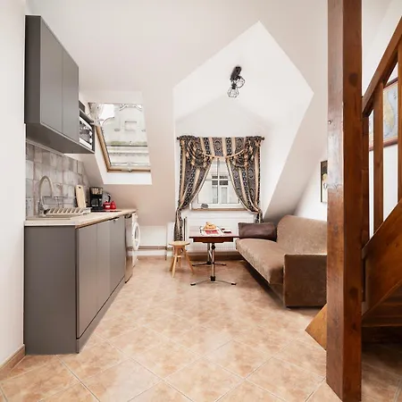 Apartamento Easy Rent- Furmanska Old Town, 24h Check-in *